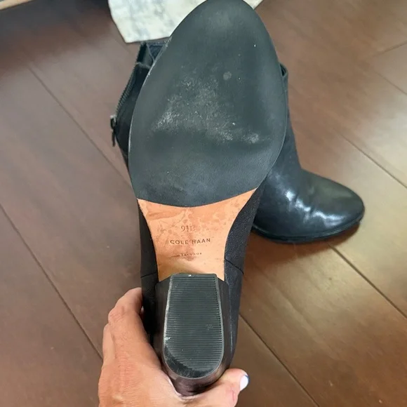 Cole Haan Black Chelsea Ankle Boots with Block Heel Size 9.5 - Picture 5 of 5